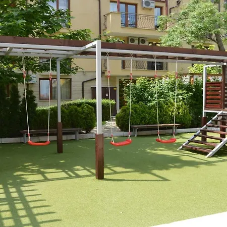 Appartamento Bratanov Harmony 3 Jungle