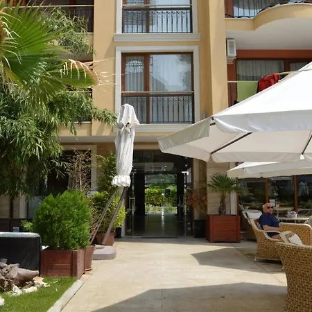 Bratanov Harmony 3 Jungle Apartment