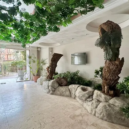 Bratanov Harmony 3 Jungle Appartement